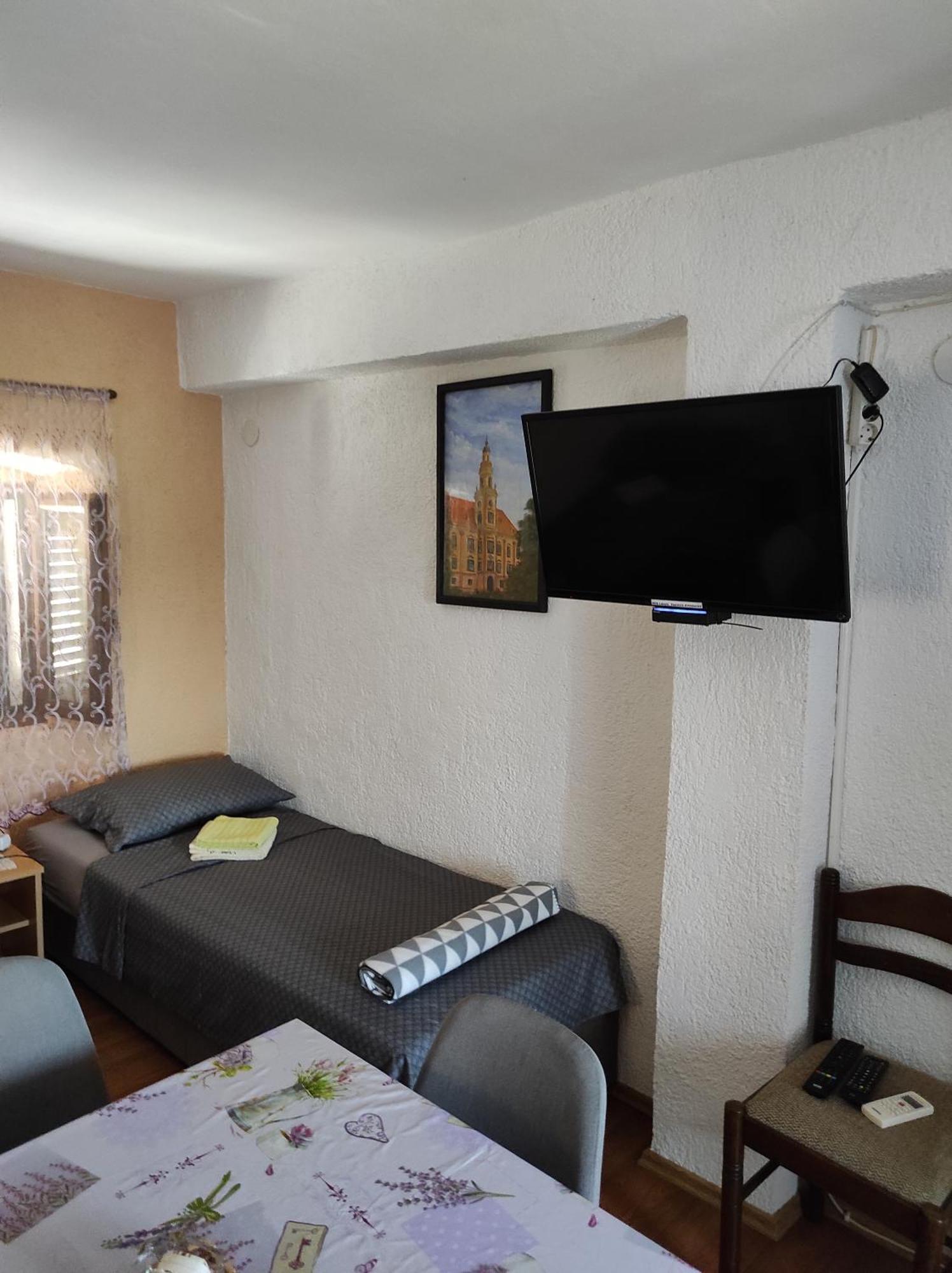 Maja Apartment Višnjan Zimmer foto